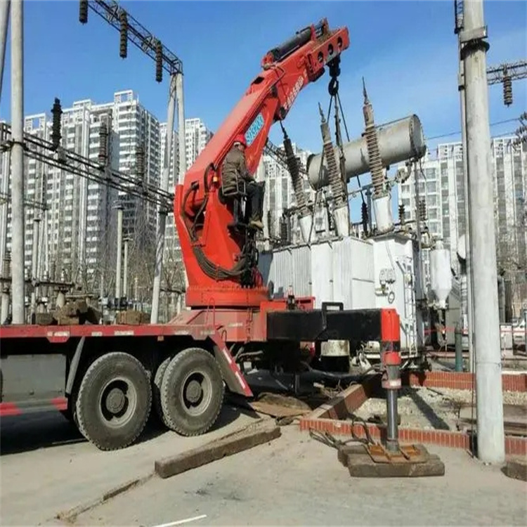 新干县就近吊车出租|工地厂房吊装设备租赁|24小时高效响应