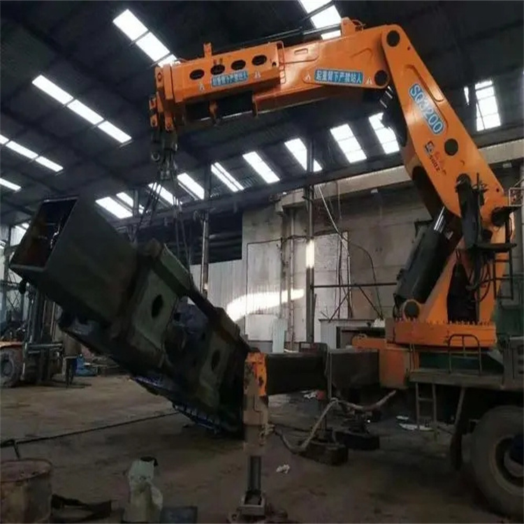 新干县200吨折臂吊出租