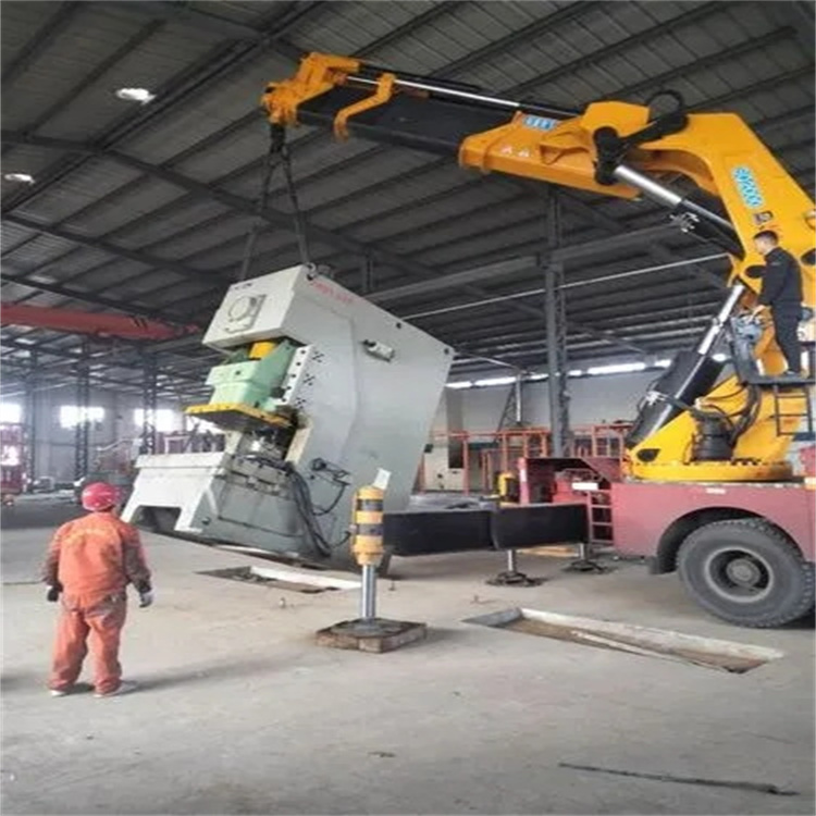 新干县80吨折臂吊车出租附近电话