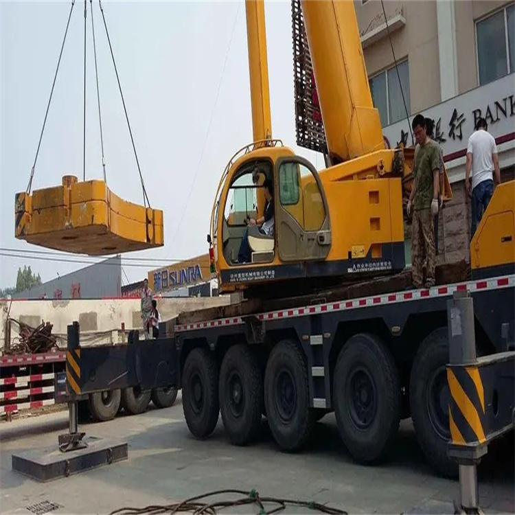 新干县当地吊车出租|机器吊装|75吨|工厂搬迁服务